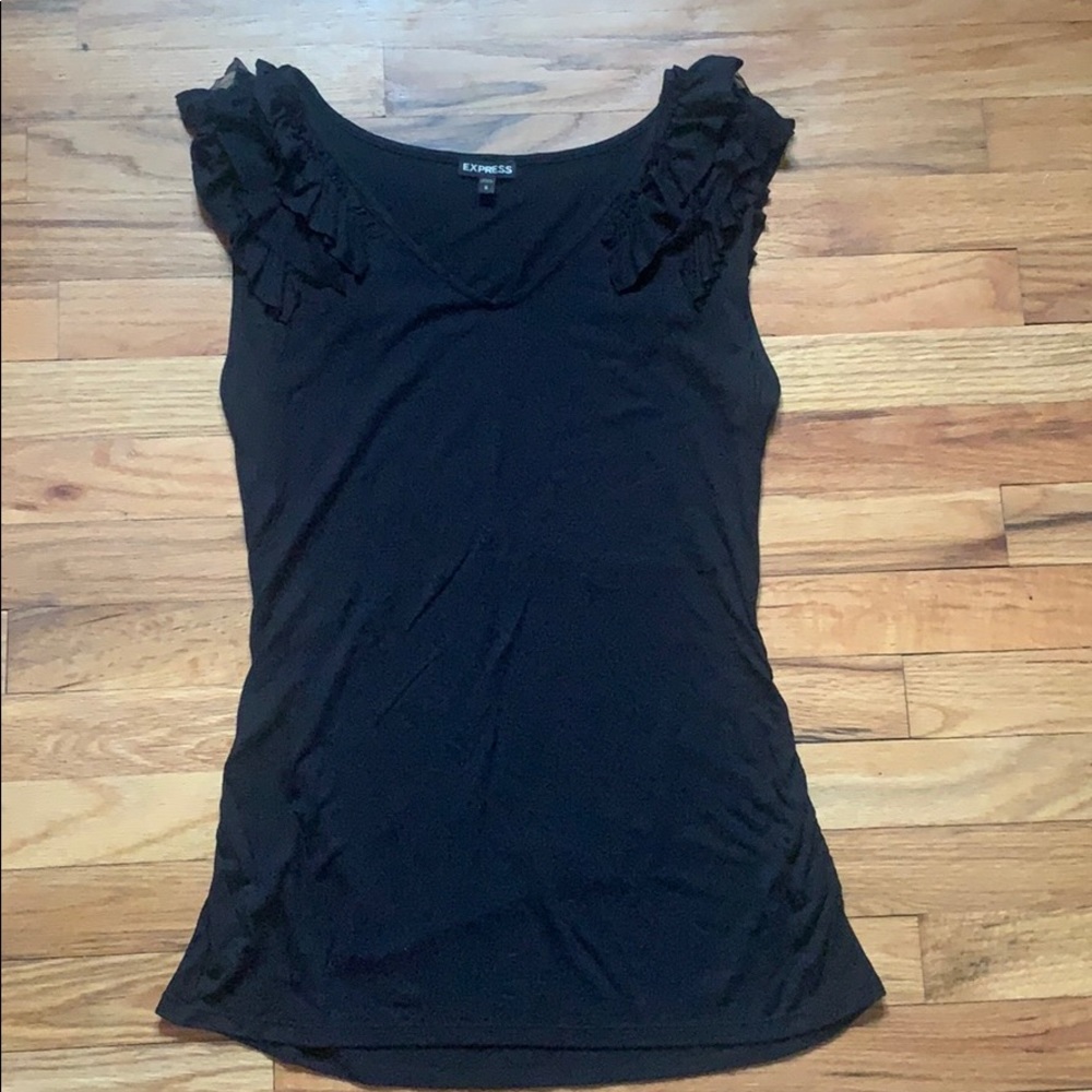 Express v neck shirt with ruffled sleeve detail